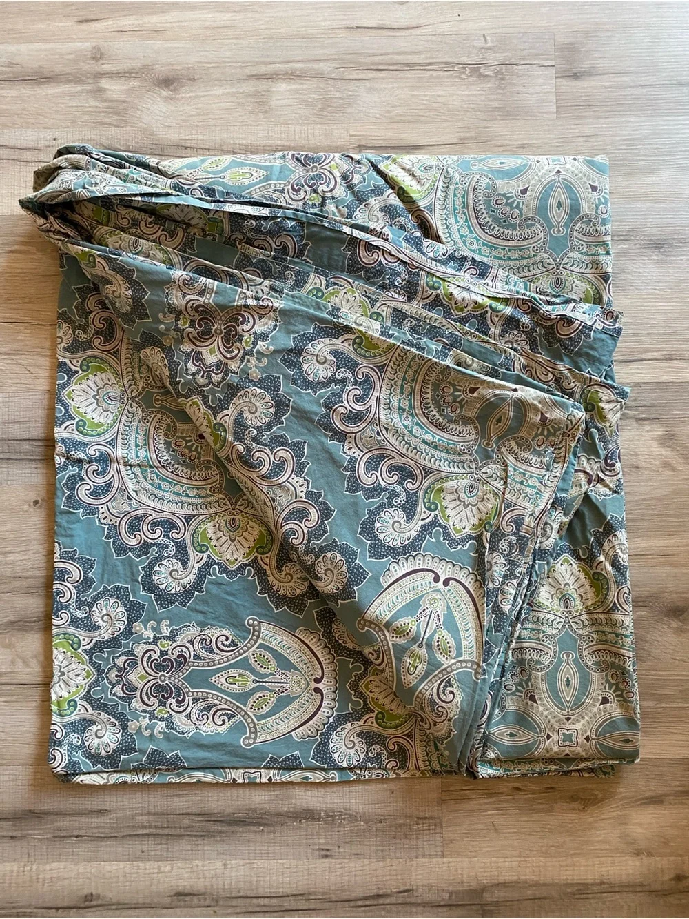 Pottery Barn King Duvet Cover Set Paisley in Teal and Cream